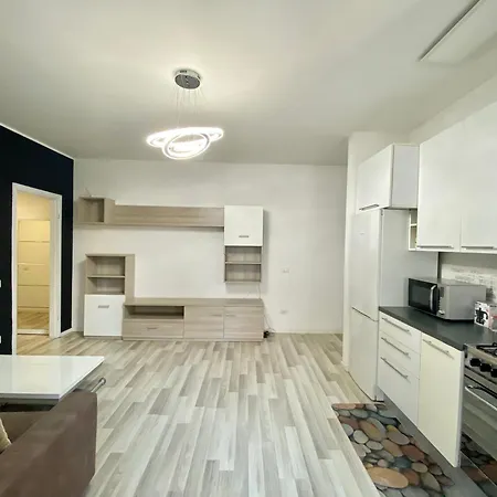 Lugano S&s Home, Moderna E Tranquilla, Vicino Al Centro Di Milano, Con Parcheggio Gratuito Esterno Milan